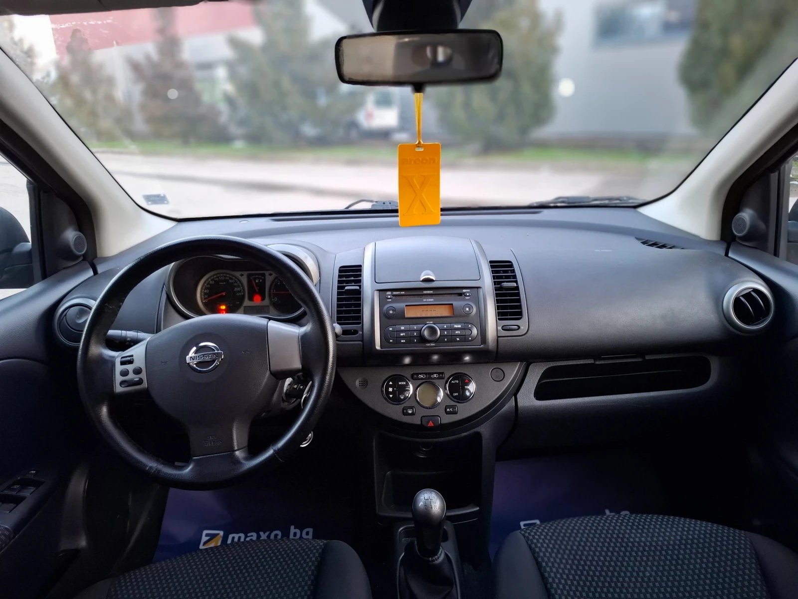 Nissan Note 1.5dCi * КЛИМАТРОНИК * РЕГИСТРИРАН * , снимка 5 - Автомобили и джипове - 53892335