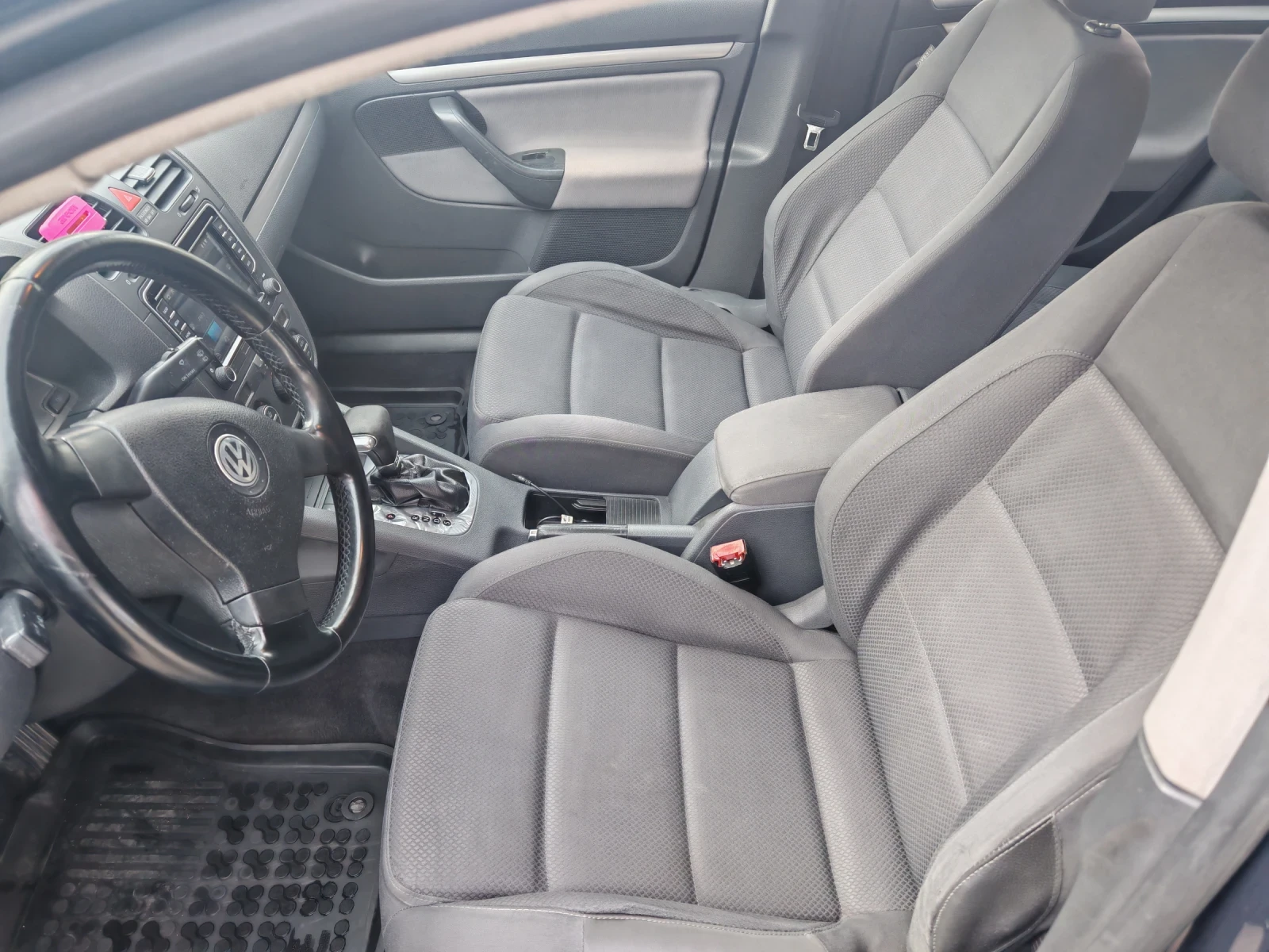 VW Golf 5, снимка 14 - Автомобили и джипове - 53929249