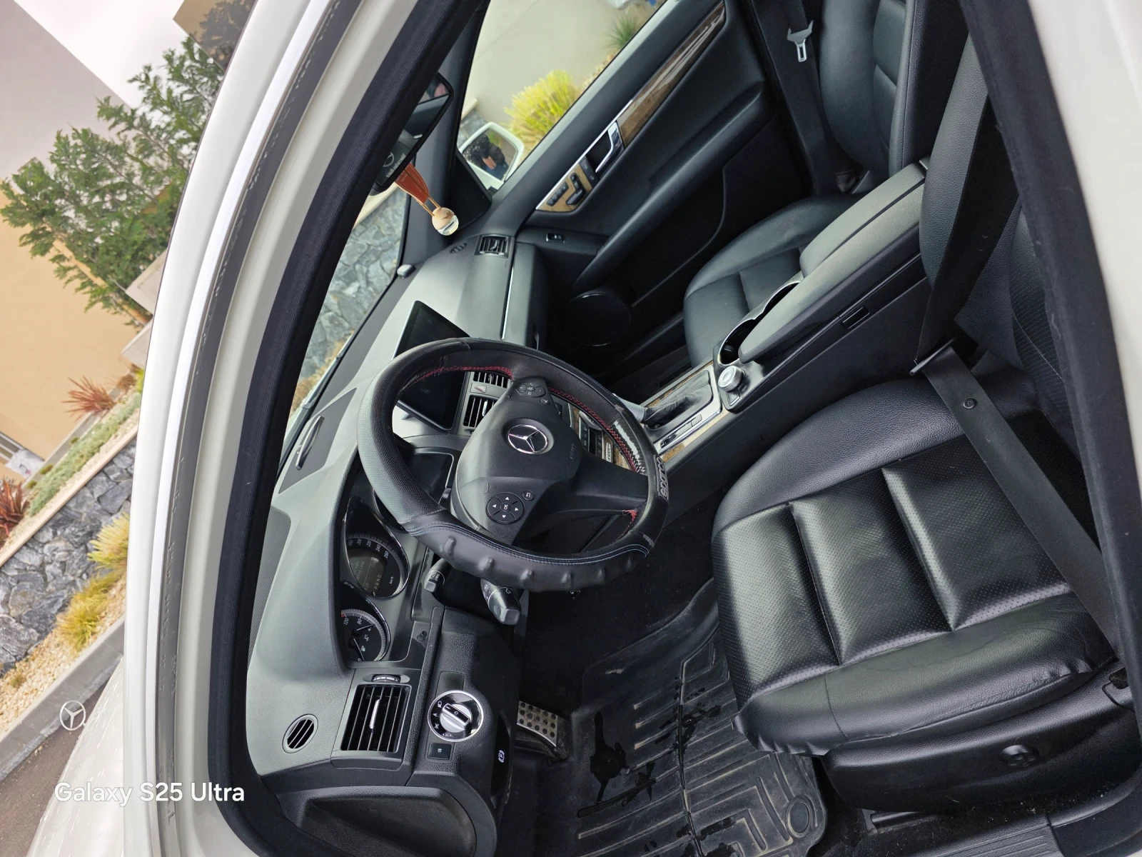 Mercedes-Benz C 300 W204, снимка 5 - Автомобили и джипове - 54056696