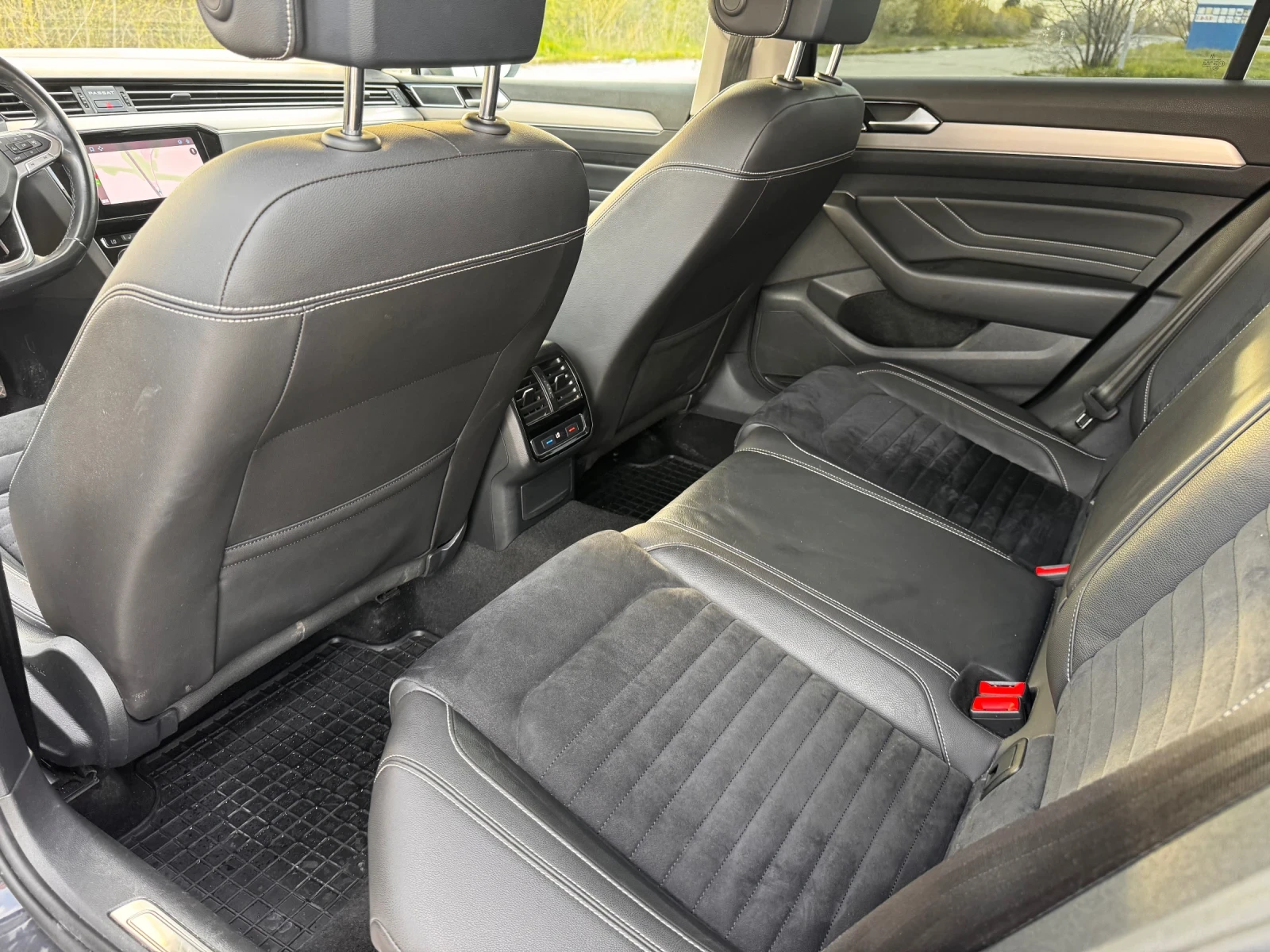 VW Passat 2.0TDI 190 к.с. HIGHLINE, снимка 12 - Автомобили и джипове - 54147640