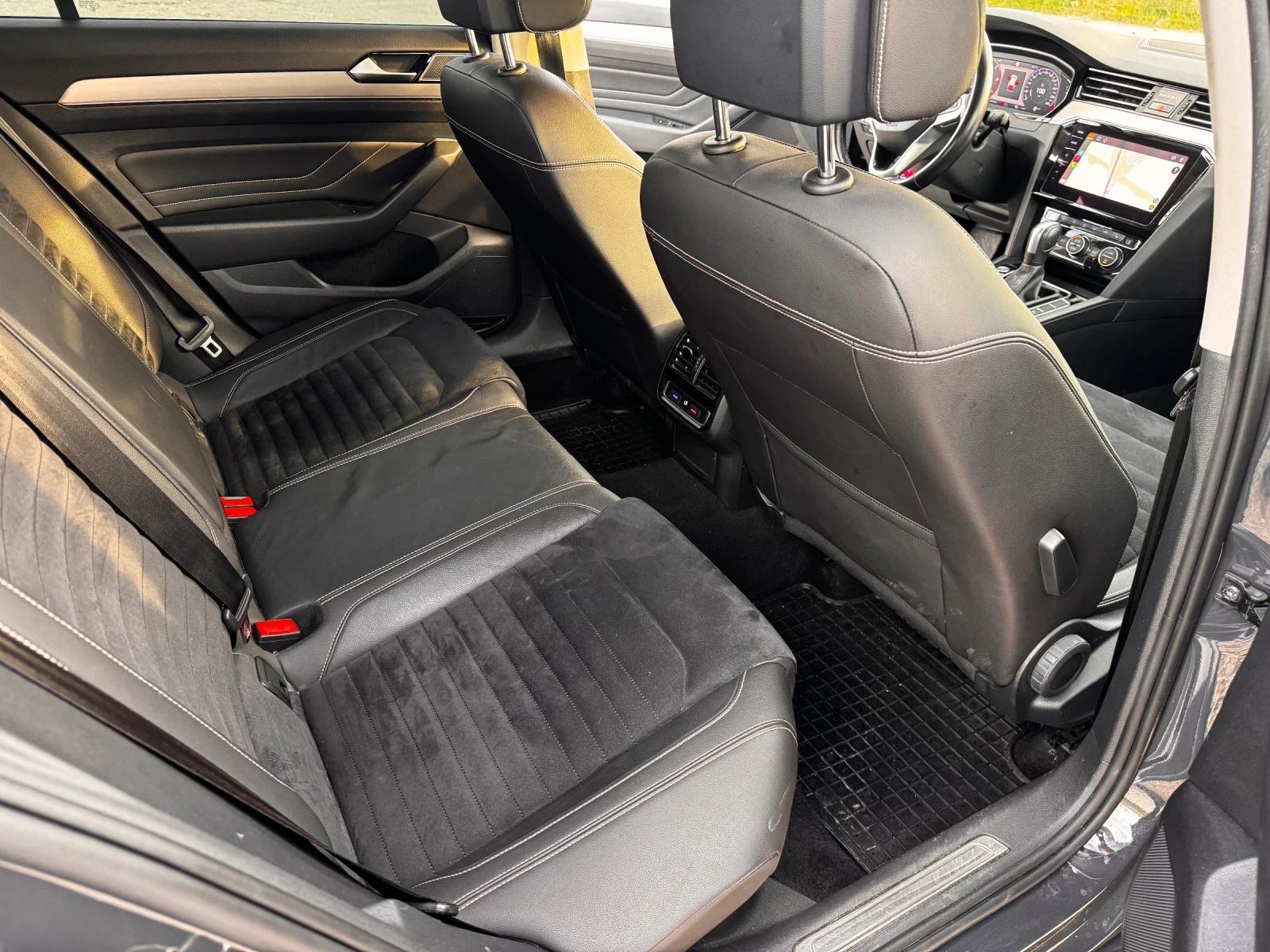 VW Passat 2.0TDI 190 к.с. HIGHLINE, снимка 13 - Автомобили и джипове - 54147640