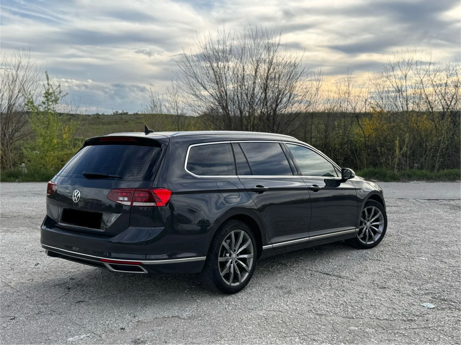 VW Passat 2.0TDI 190 к.с. HIGHLINE, снимка 3 - Автомобили и джипове - 54147640