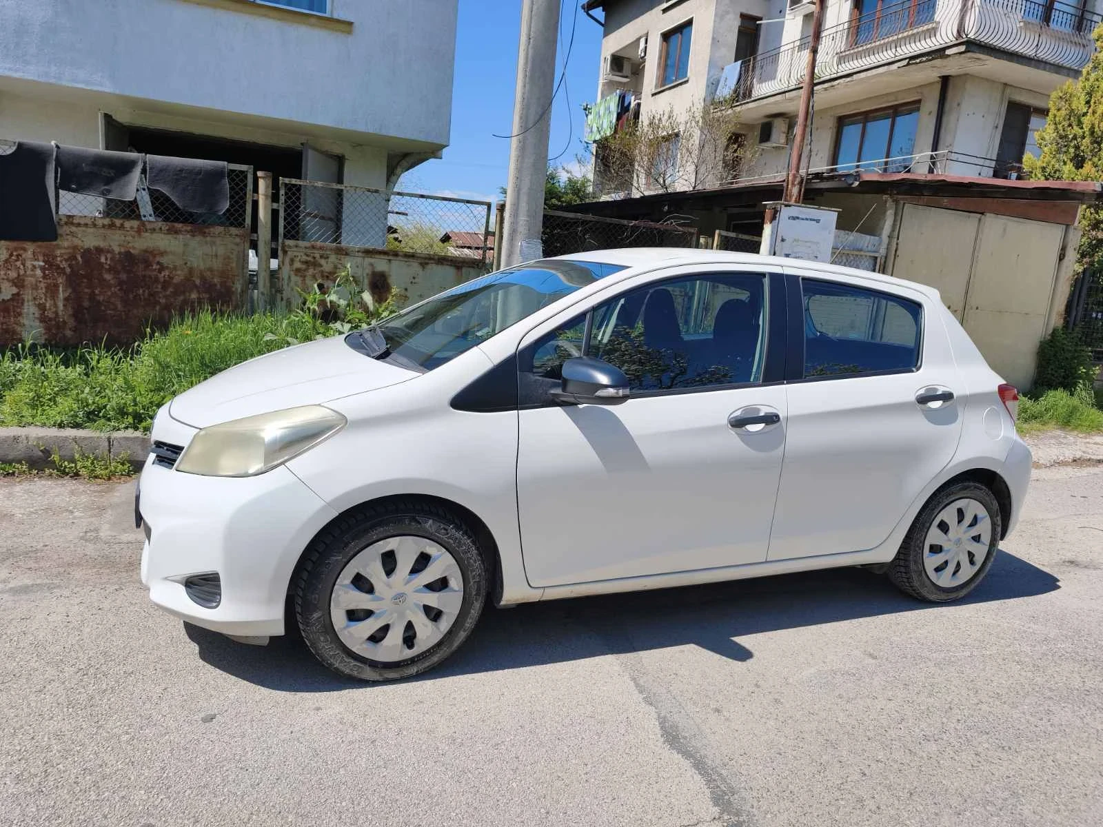 Toyota Yaris, снимка 2 - Автомобили и джипове - 54244544