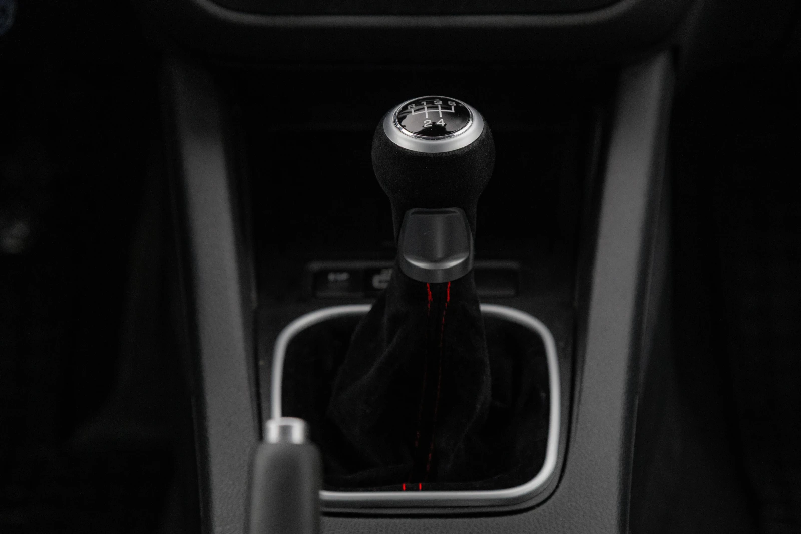 VW Golf 5, снимка 10 - Автомобили и джипове - 54766909