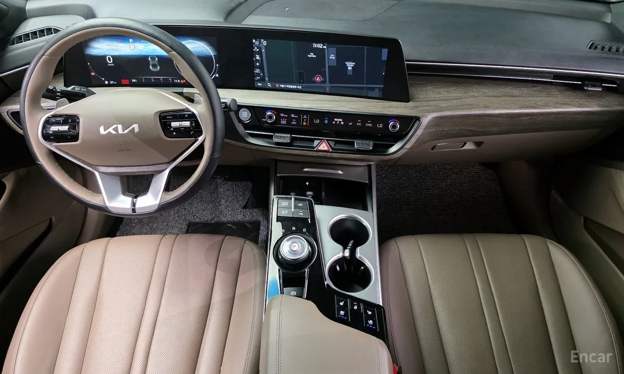 Kia K8 ПОДГРЕВ* 360КАМЕРА* ОБДУХ, снимка 6 - Автомобили и джипове - 54840027