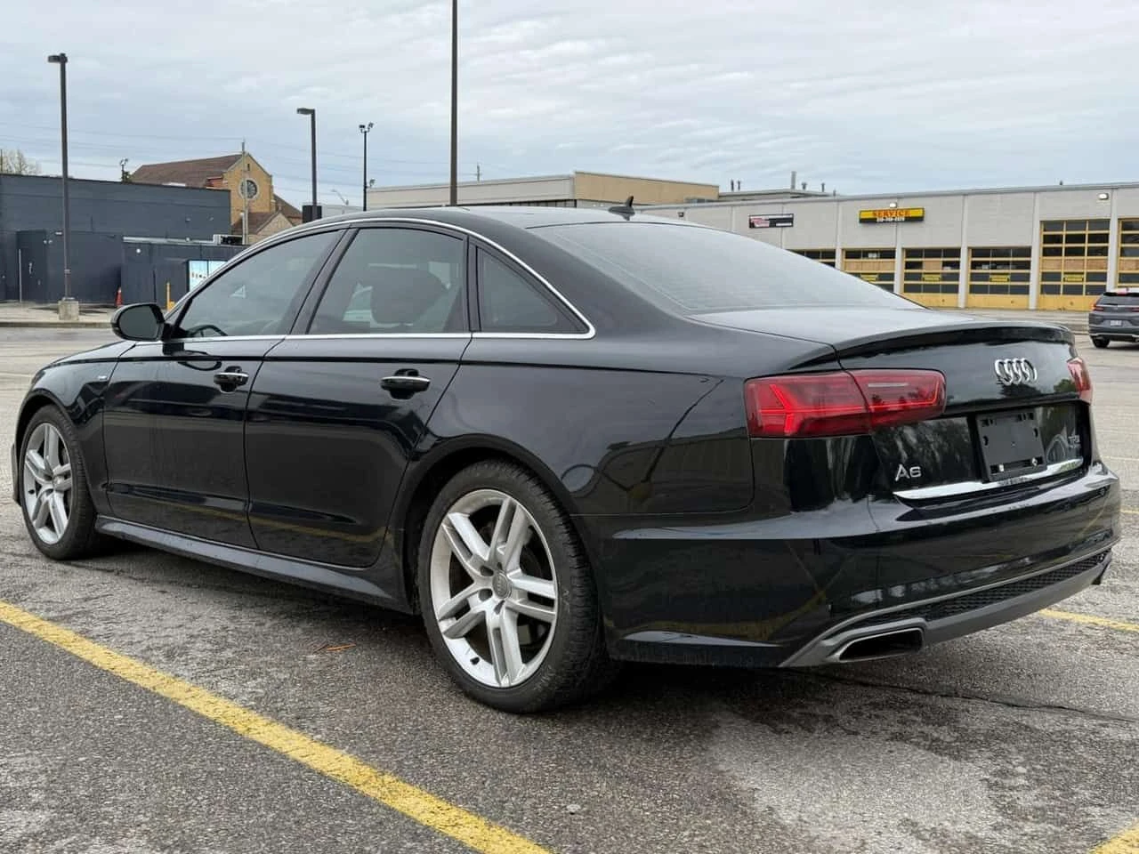 Audi A6 * 2.0T* АВТОКРЕИТ БЕЗ ПЪРВОНАЧАЛНА ВНОСКА* , снимка 11 - Автомобили и джипове - 54920734