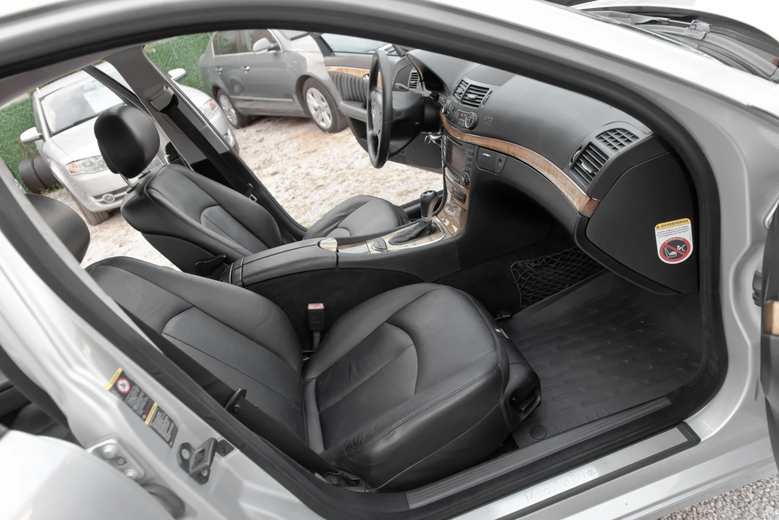 Mercedes-Benz E 320 224ks face, снимка 11 - Автомобили и джипове - 55051650