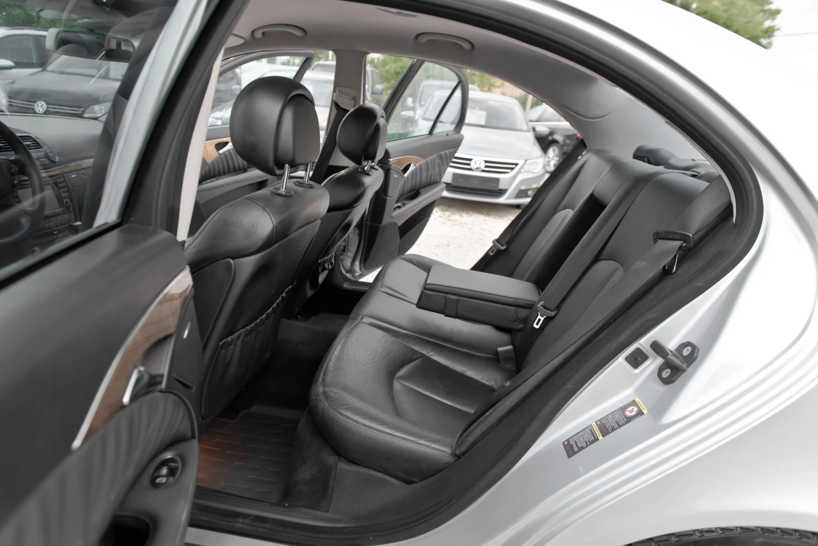 Mercedes-Benz E 320 224ks face, снимка 9 - Автомобили и джипове - 55051650
