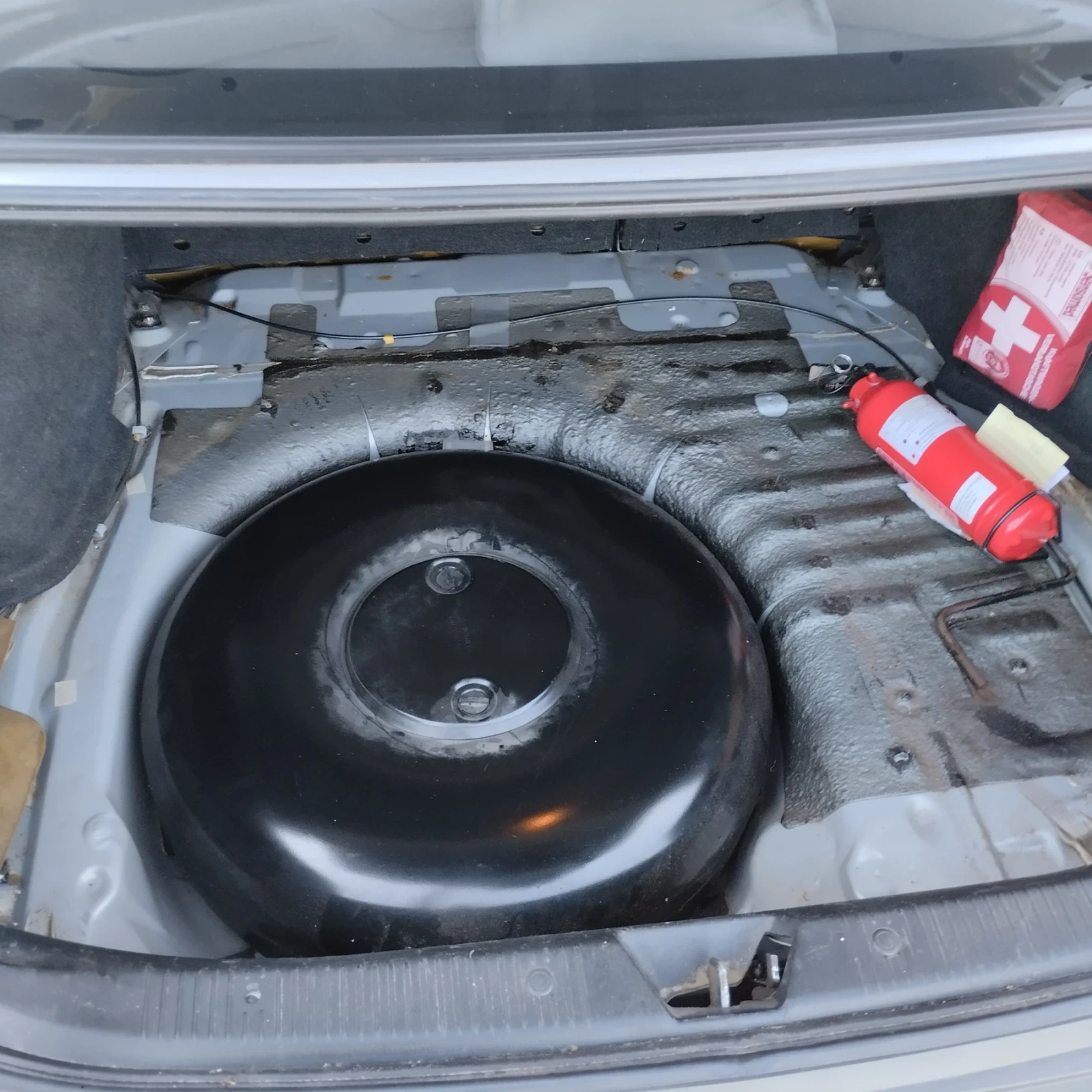 Mazda 626 Газов инжекцион, снимка 3 - Автомобили и джипове - 55506686