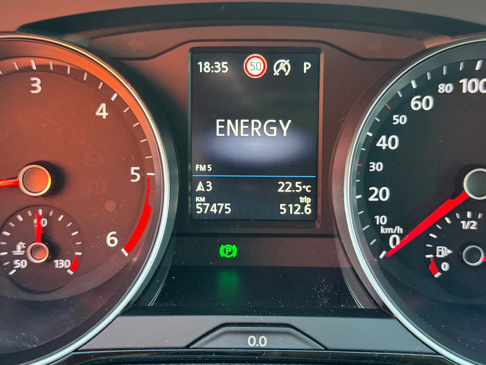 VW Passat, снимка 9 - Автомобили и джипове - 55550493