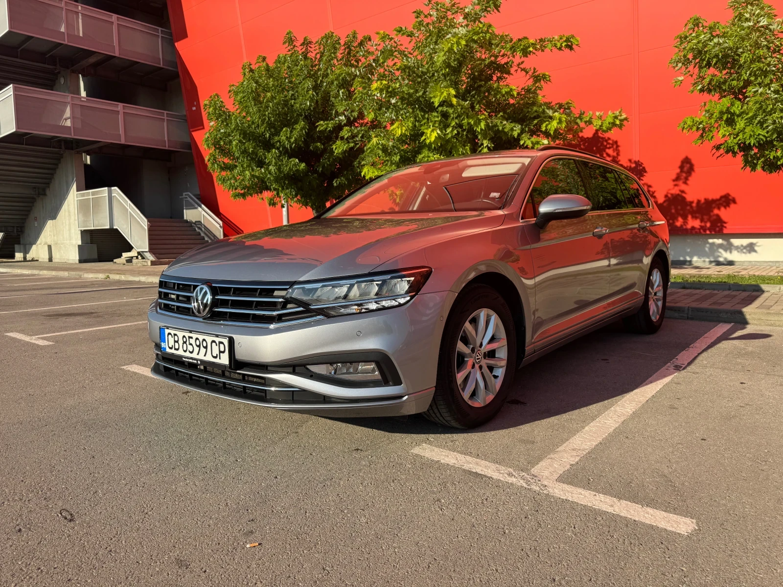 VW Passat, снимка 2 - Автомобили и джипове - 55550493
