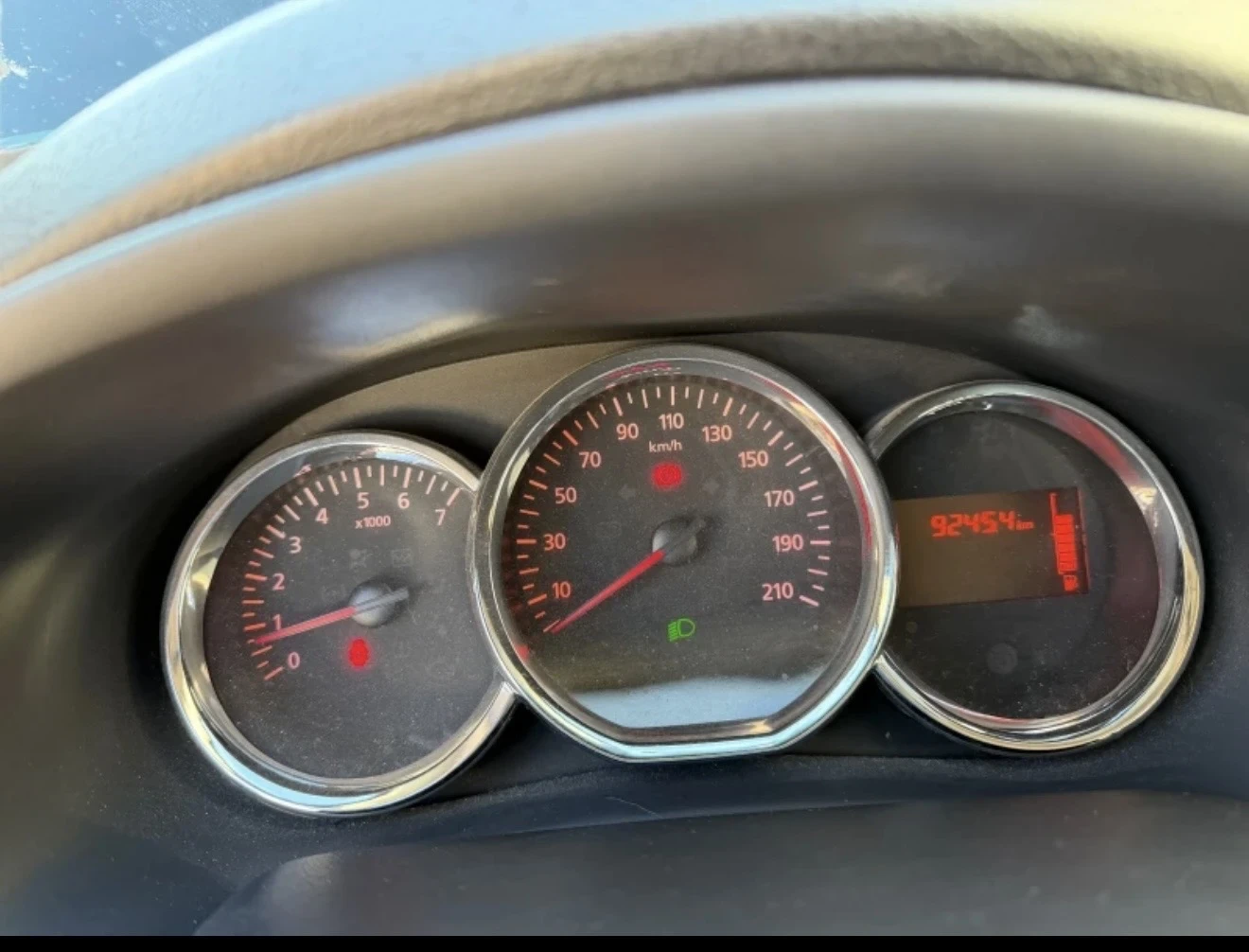 Dacia Sandero, снимка 5 - Автомобили и джипове - 55603430