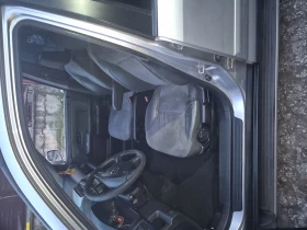 Honda Cr-v 2.0БЕНЗИН-АВТОМАТИК-4Х4-КЛИМА-КОЖА, снимка 11