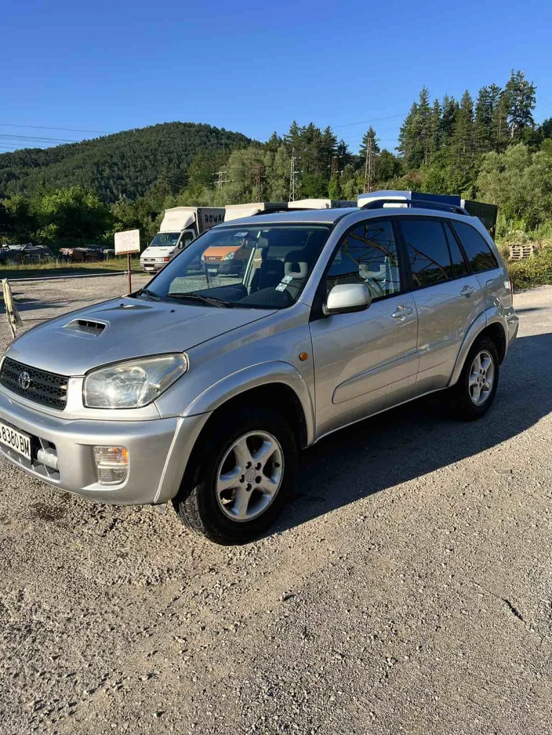 Toyota Rav4, снимка 5 - Автомобили и джипове - 47371040