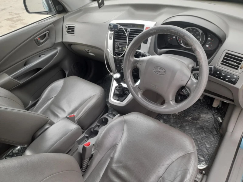 Hyundai Tucson 2.0 140 к.с., снимка 12 - Автомобили и джипове - 49555205