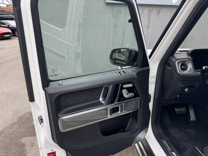 Mercedes-Benz G 63 AMG, снимка 8 - Автомобили и джипове - 53390049