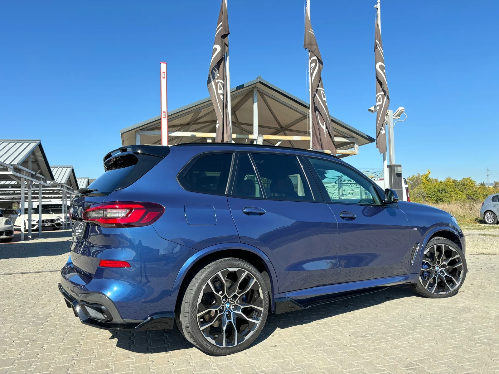 BMW X5 4.0d#LASER#PANO#ОБДУХ#AIRM#SOFTCL#ГАРАНЦИЯ - изображение 4