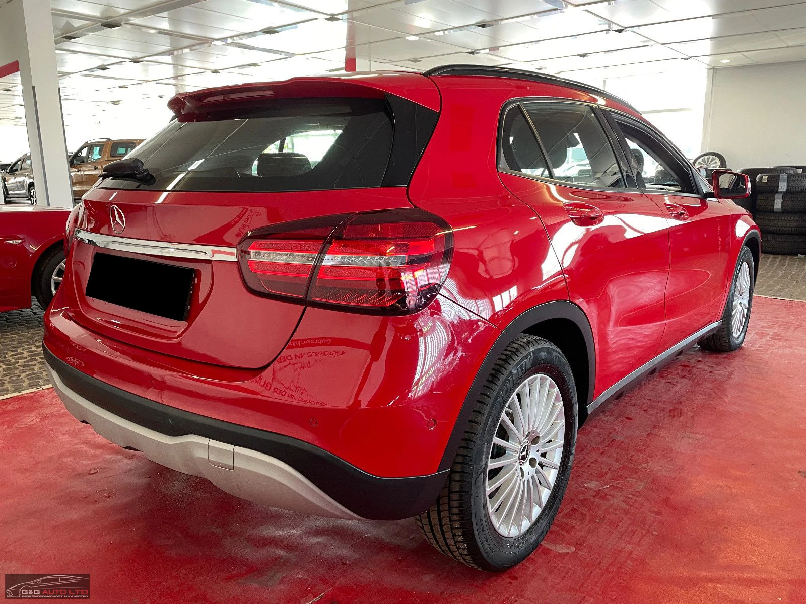 Mercedes-Benz GLA 200 D/4MATIC/136HP/360/MEMO/LED/NAVI/E132 - изображение 6