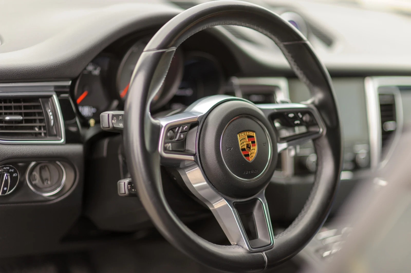 Porsche Macan S, 340, BOSE - изображение 8