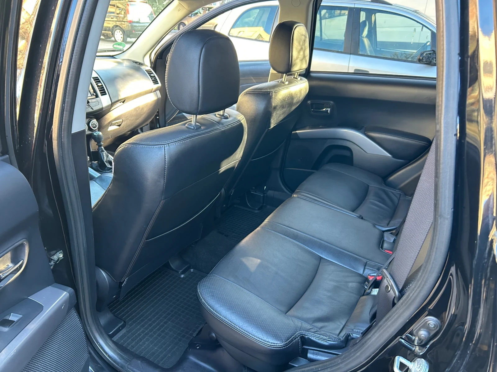 Citroen C-Crosser 2.2 HDI - изображение 10