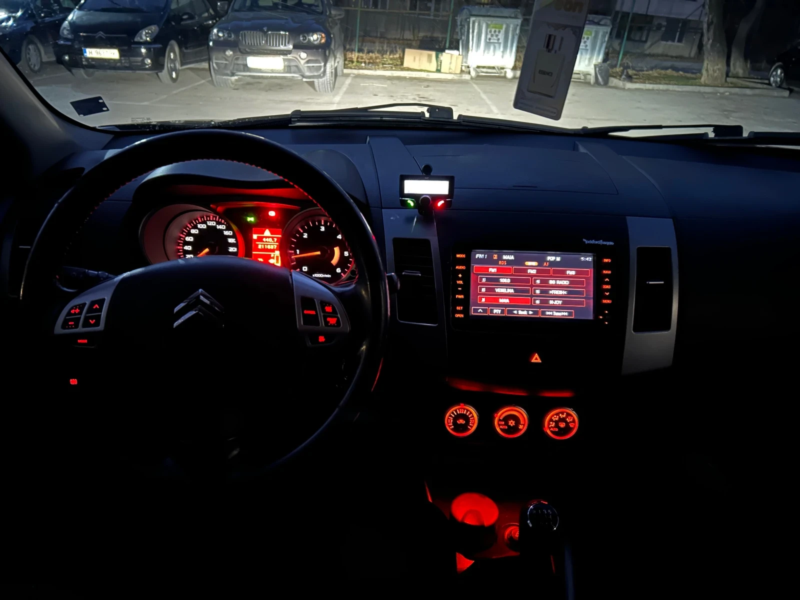 Citroen C-Crosser 2.2 HDI - изображение 6