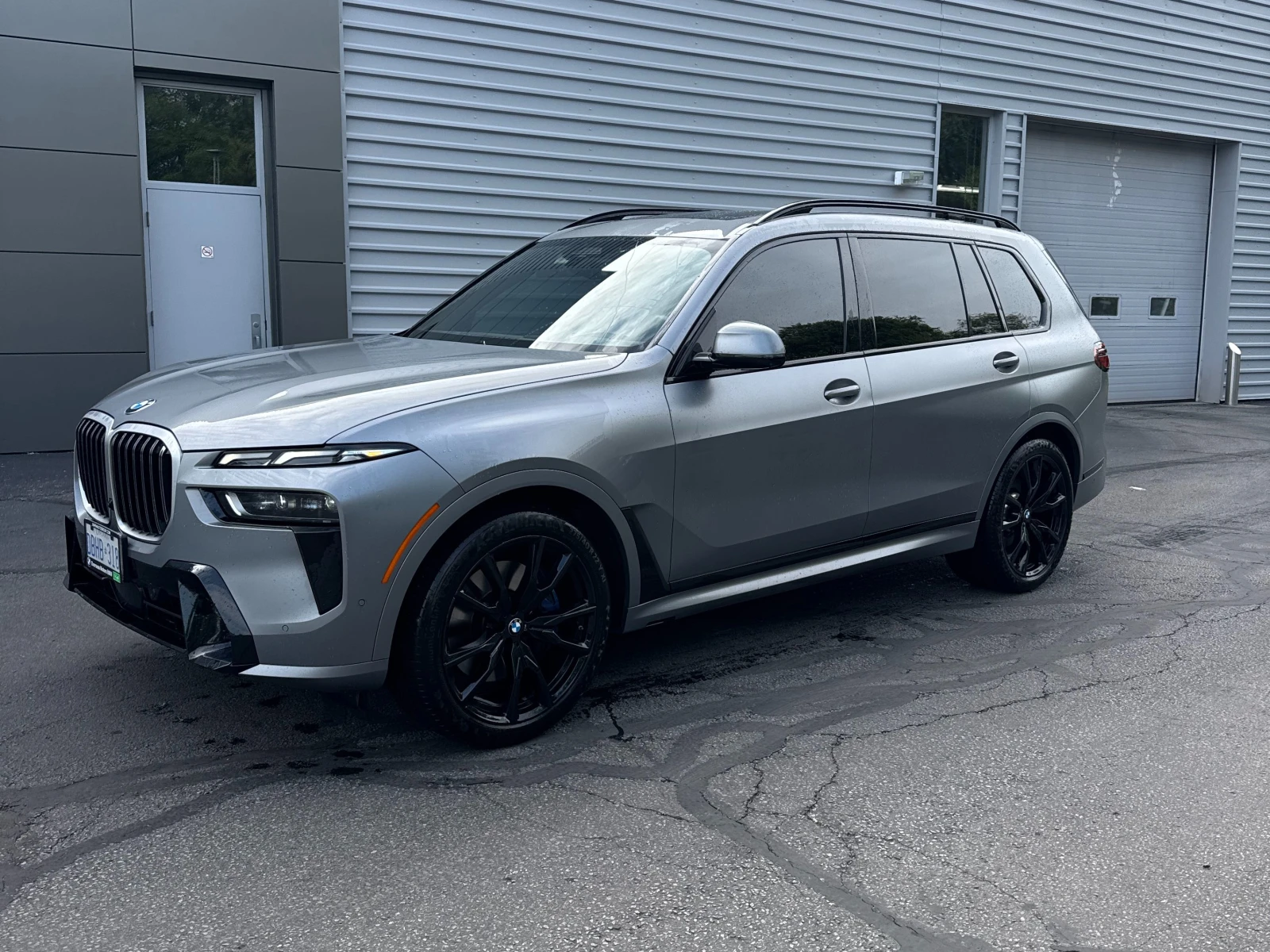 BMW X7 I xDrive* ЦЕНА ДО БЪЛГАРИЯ* (CARFAX) - изображение 2