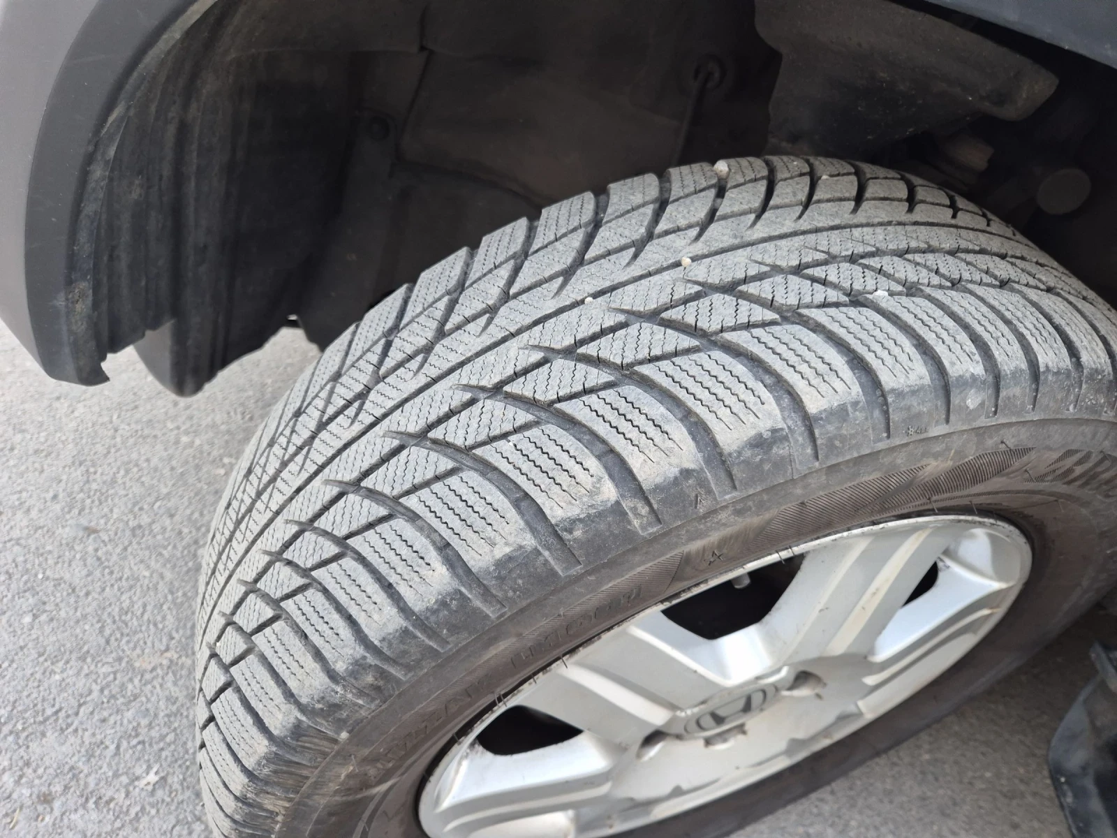 Honda Cr-v 2.0БЕНЗИН-АВТОМАТИК-4Х4-КЛИМА-КОЖА, снимка 9 - Автомобили и джипове - 53756989