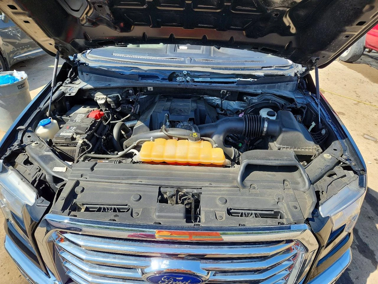 Ford F150 SUPERCREW XLT, снимка 11 - Автомобили и джипове - 54680630