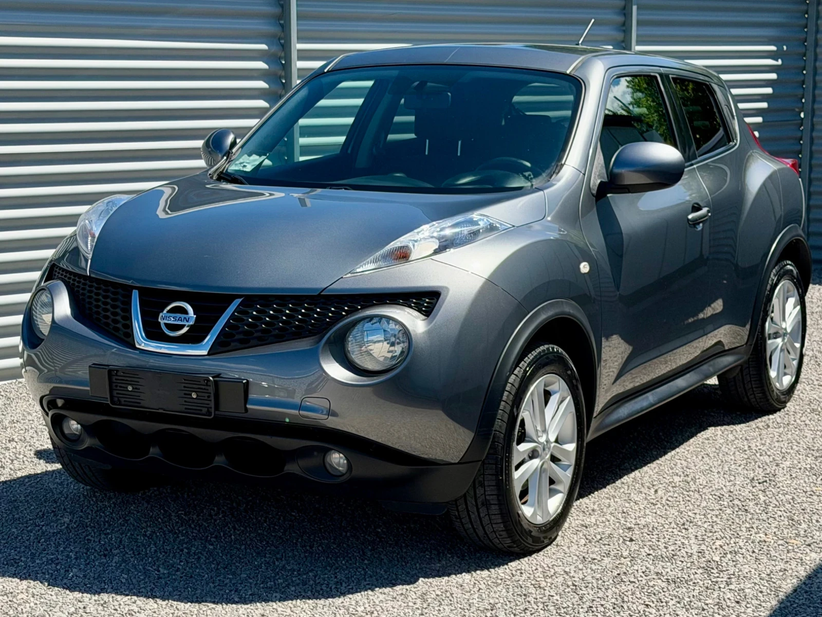 Nissan Juke 1.6 бензин/ Навигация, снимка 2 - Автомобили и джипове - 54713622