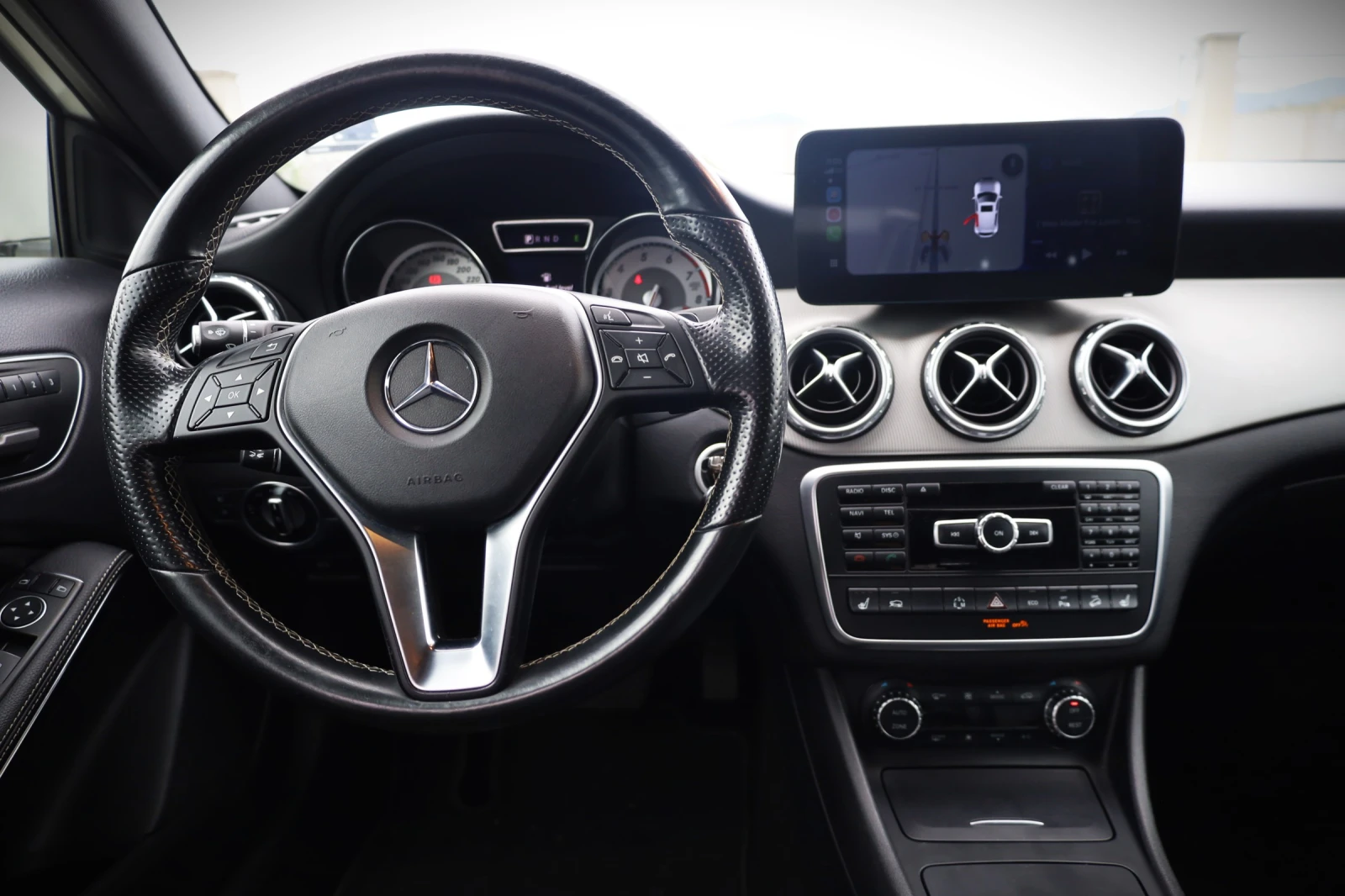 Mercedes-Benz GLA 250 4Matic | Carplay | Pano| Cam| Blind Sp| Distronic, снимка 8 - Автомобили и джипове - 55170484