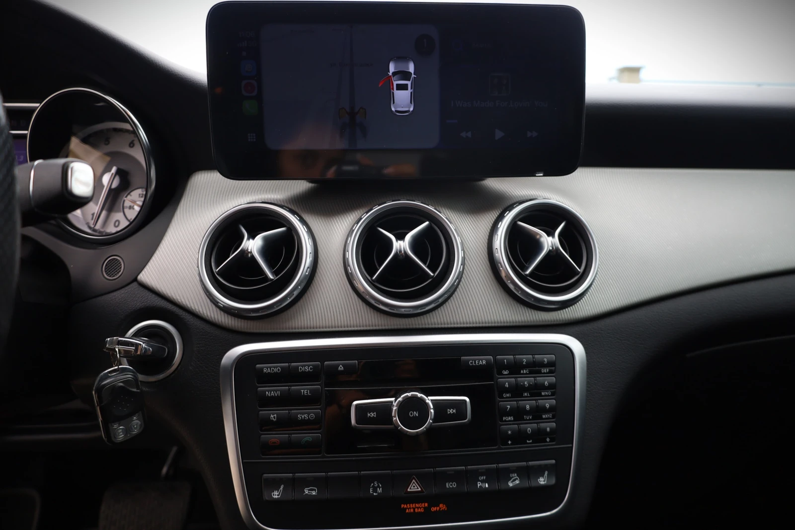 Mercedes-Benz GLA 250 4Matic | Carplay | Pano| Cam| Blind Sp| Distronic, снимка 11 - Автомобили и джипове - 55170484