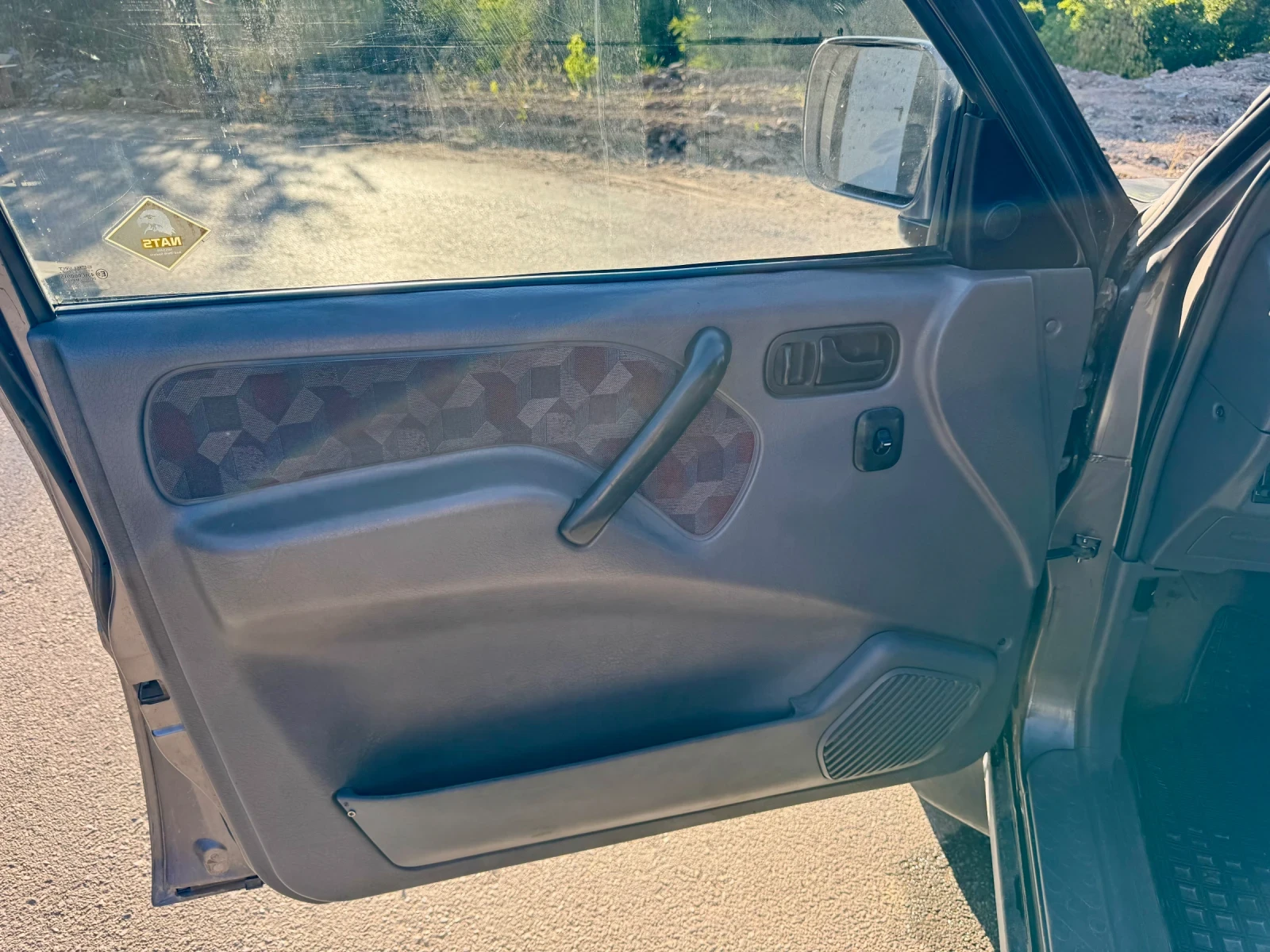 Nissan Terrano 2, 7 tdi механично ГНП, снимка 9 - Автомобили и джипове - 55695317