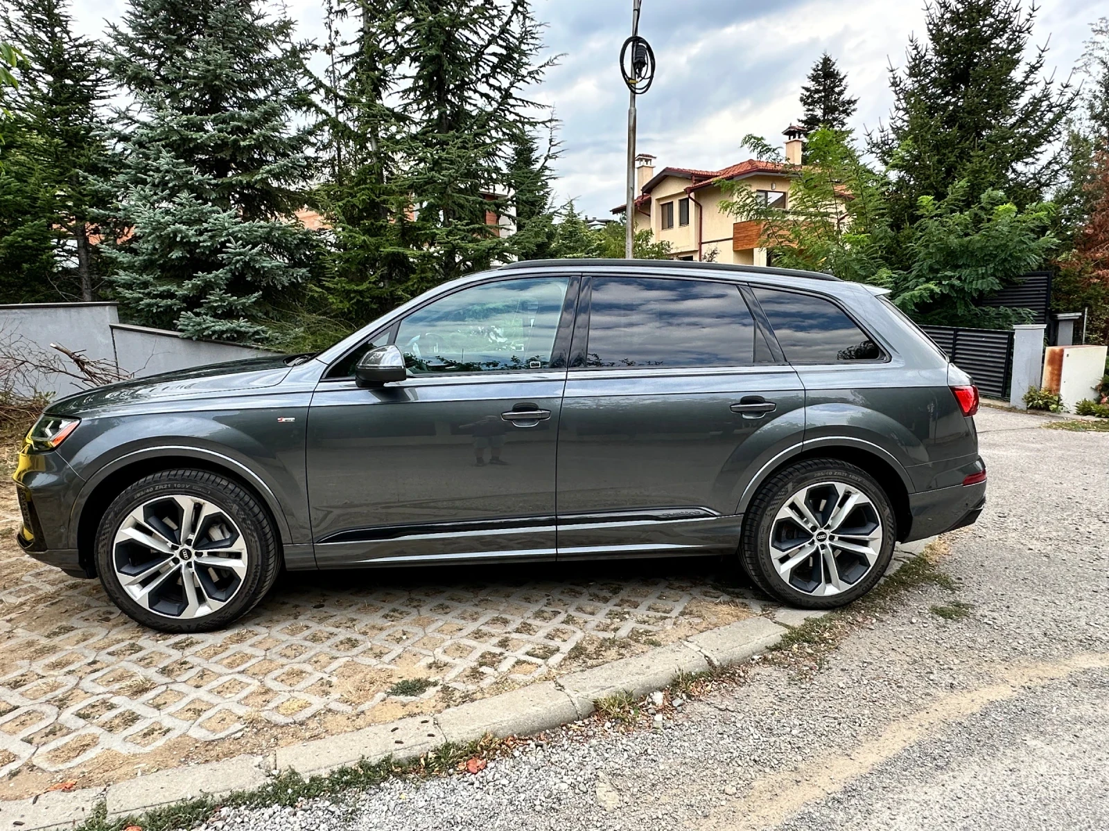 Audi Q7, снимка 6 - Автомобили и джипове - 56075994