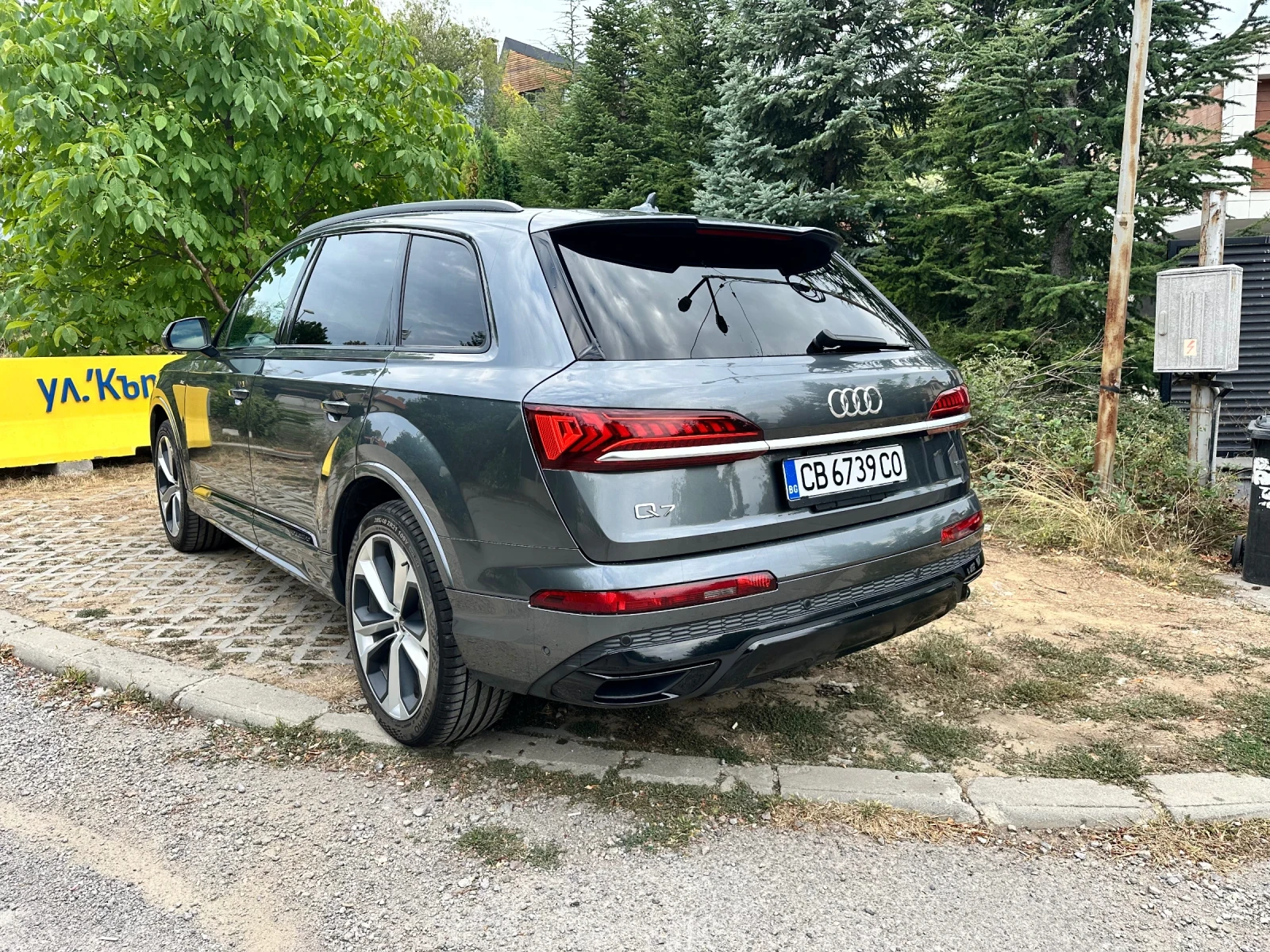 Audi Q7, снимка 3 - Автомобили и джипове - 56075994