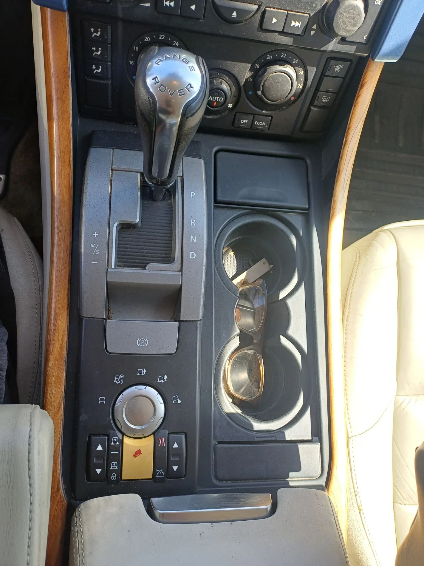 Land Rover Range Rover Sport 3, 6td, V8, снимка 15 - Автомобили и джипове - 56165802