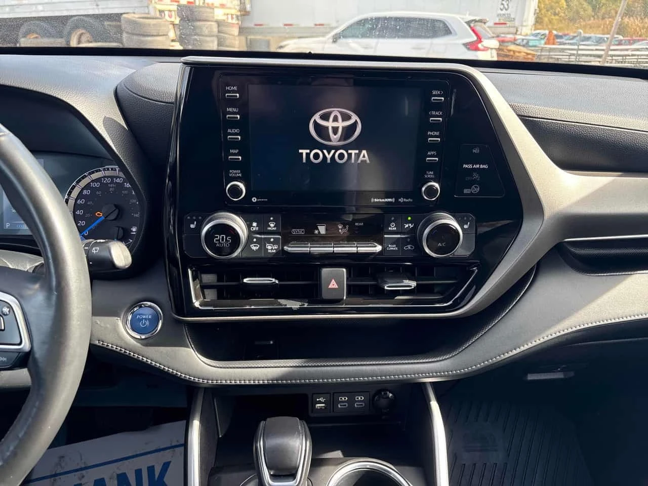 Toyota Highlander Hybrid LE | CARFAX | ����� �� ����������� | Mobile.bg � ����������� 9