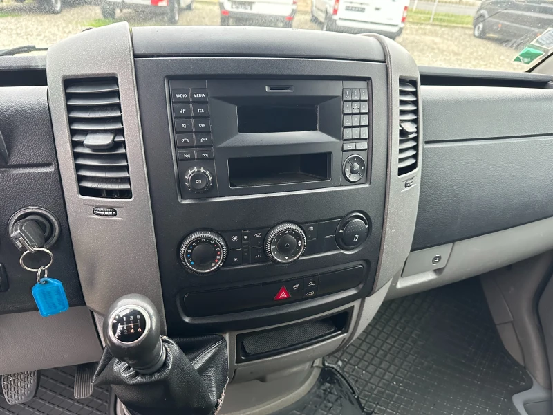 Mercedes-Benz Sprinter 313 7места/клима/темпомат, снимка 7 - Бусове и автобуси - 52066186