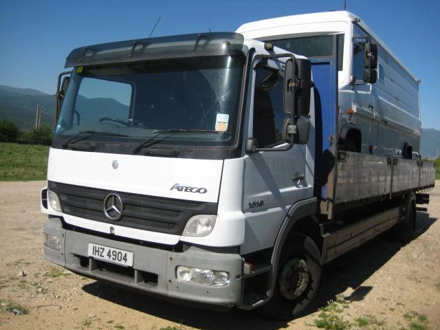 Mercedes-Benz Atego 1518 на части , снимка 2 - Камиони - 14534228