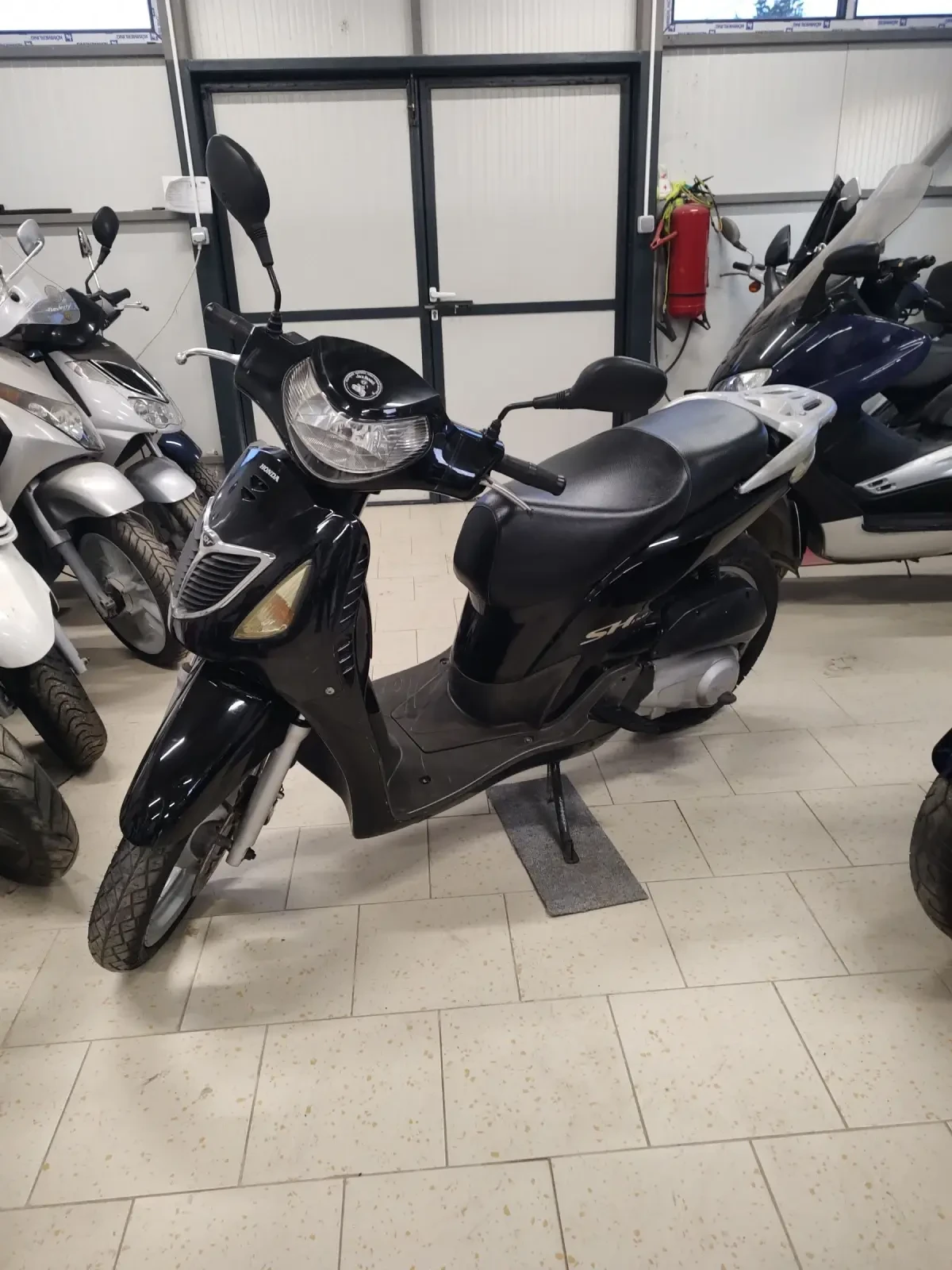 Honda Sh 150 - изображение 2