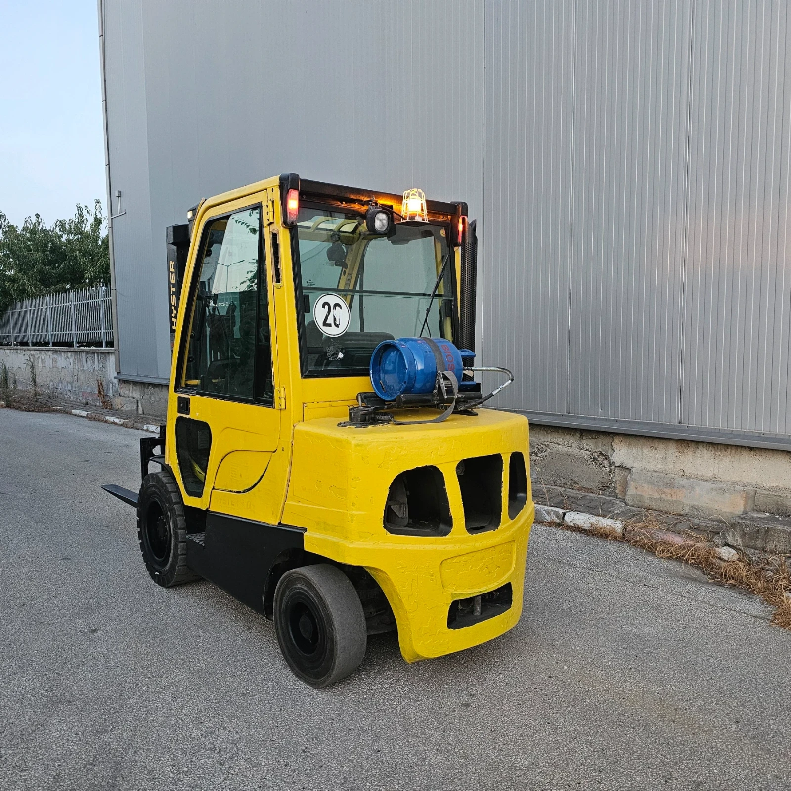 Мотокар Hyster H 3.0 F T, снимка 9 - Индустриална техника - 56011624