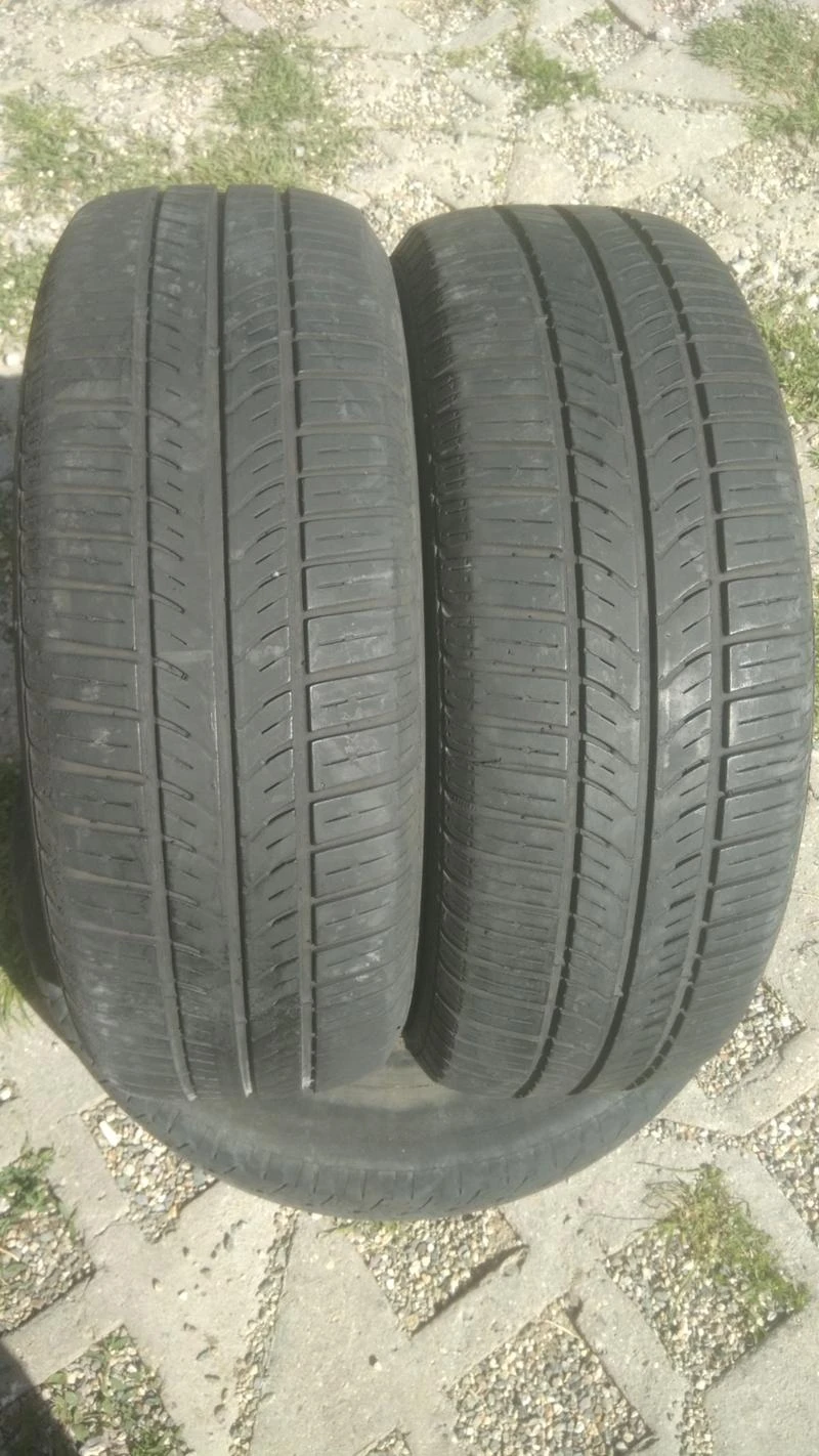 Гуми Летни 195/60R15, снимка 1 - Гуми и джанти - 25308311