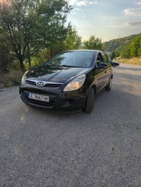 Hyundai I20 1.4 Automatic | Mobile.bg    4