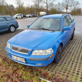     Volvo V40 V40