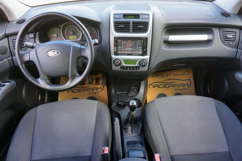 Kia Sportage 2.0i 16V ACTIVE, снимка 8 - Автомобили и джипове - 39994935