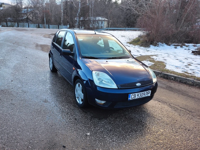 Ford Fiesta, снимка 8 - Автомобили и джипове - 48617627