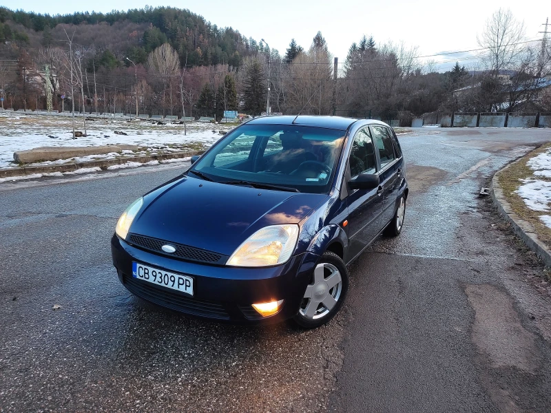 Ford Fiesta, снимка 1 - Автомобили и джипове - 48617627