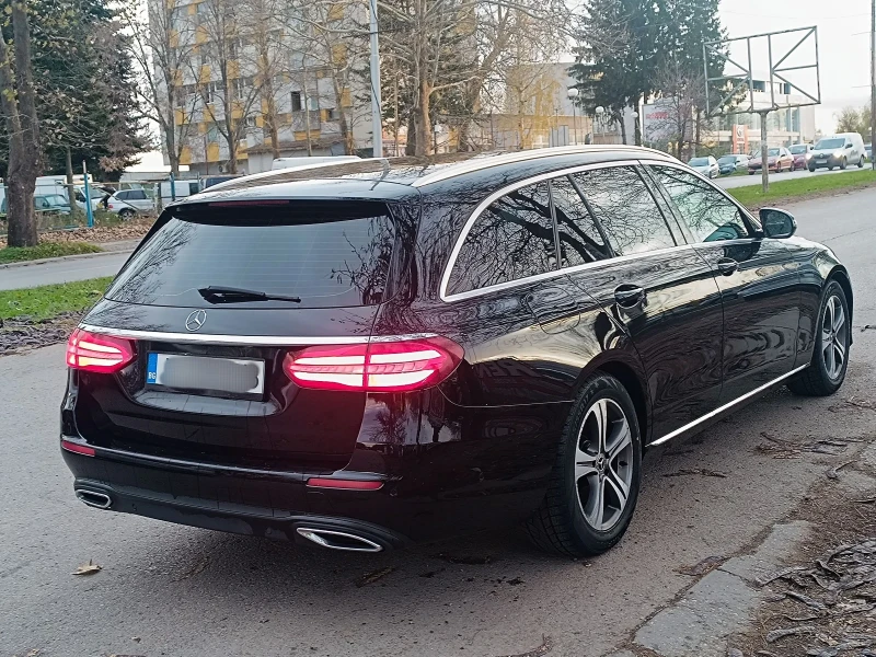 Mercedes-Benz E 220 АВТОМАТИК, снимка 6 - Автомобили и джипове - 48638370