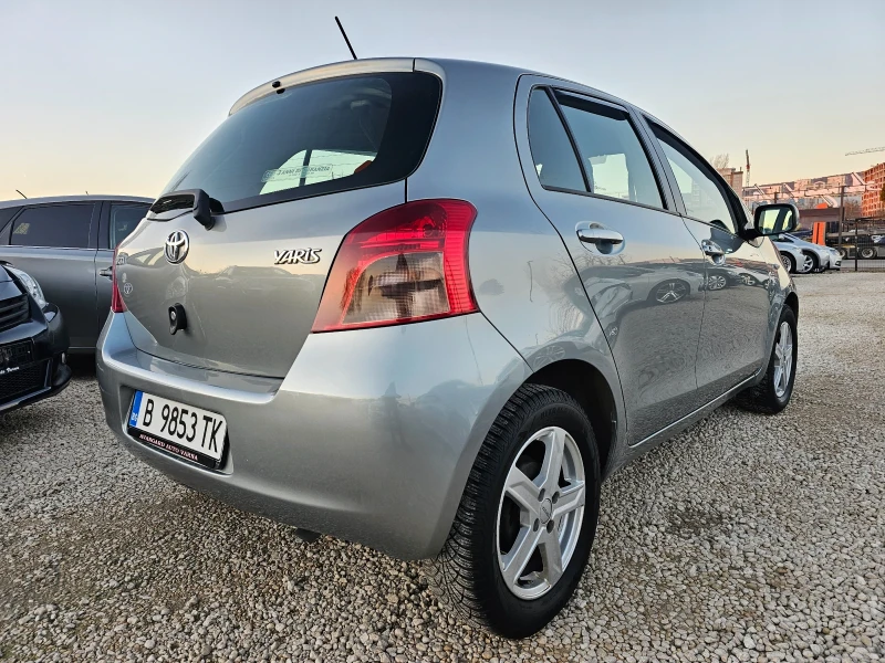 Toyota Yaris 1.4D-4D, Автоматик, снимка 4 - Автомобили и джипове - 48749004