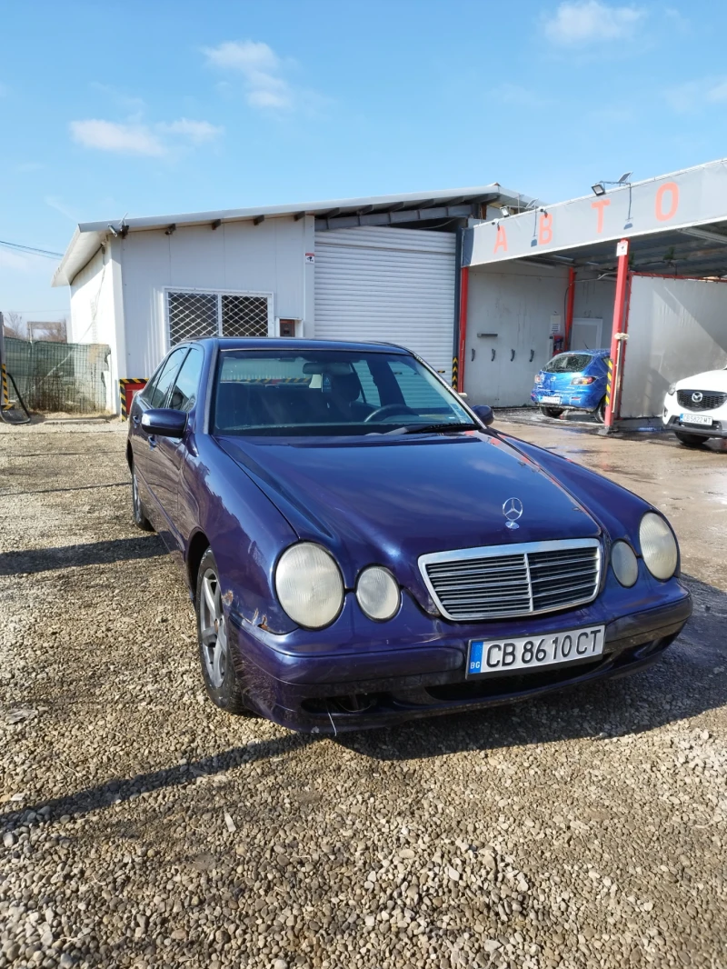 Mercedes-Benz E 220 Cdi, снимка 1 - Автомобили и джипове - 49044304