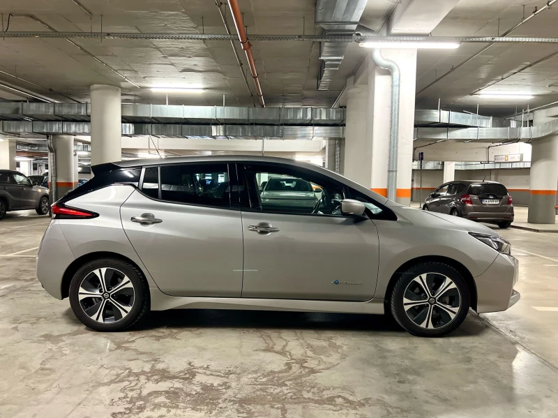 Nissan Leaf  40 KW Лизинг през Уникредит по 365 лева на месец, снимка 8 - Автомобили и джипове - 49686353